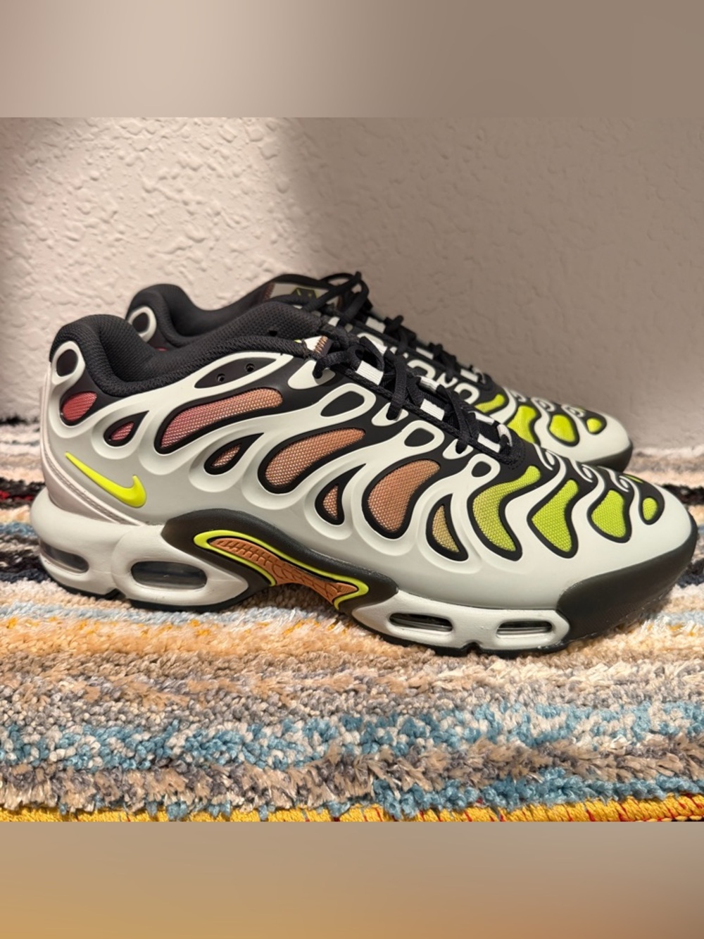 Nike Air Max Plus TN - Neon Green, Orange & Black - Picture 4 of 9